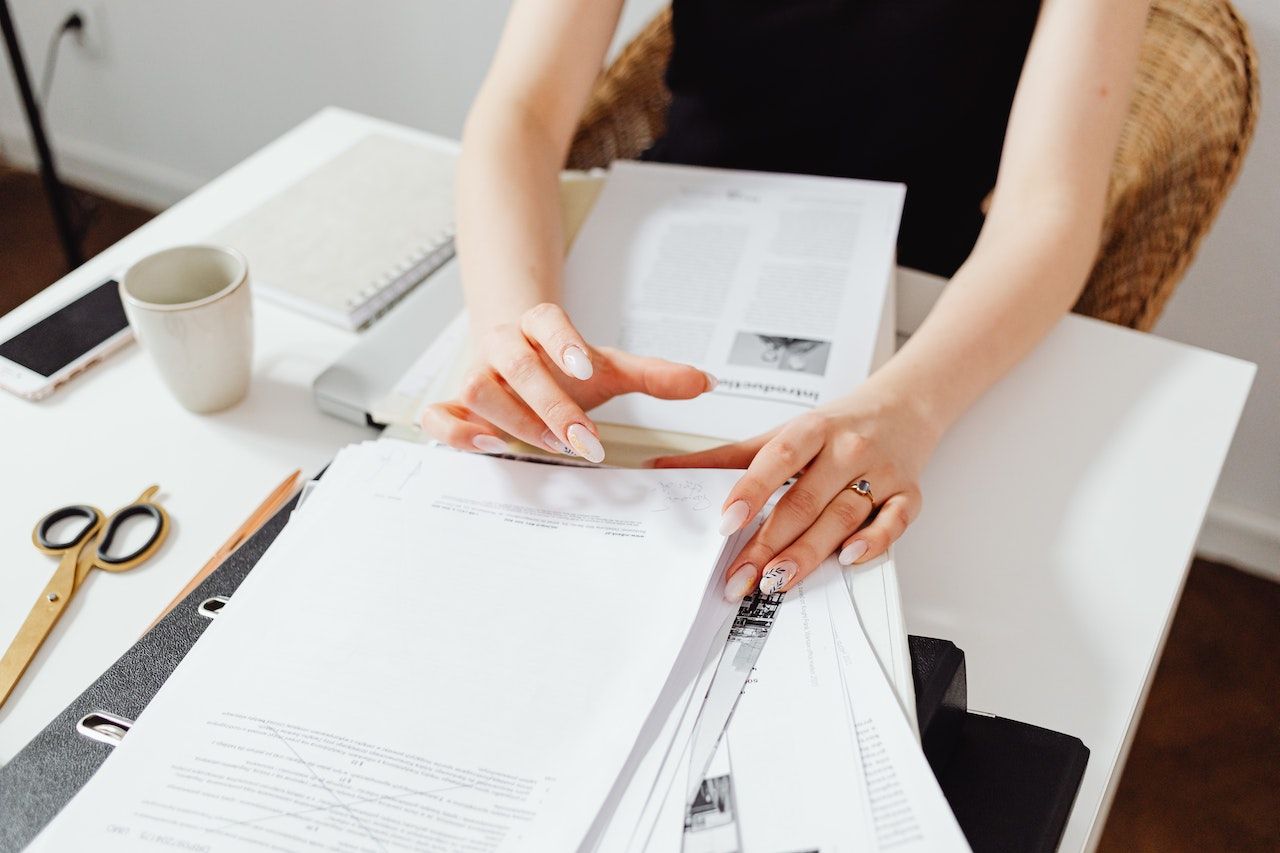 Non-Disclosure Agreements and Non-Compete Agreements: A Freelancer's Guide for 2024