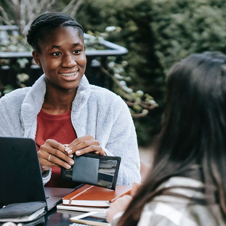 How to Make the Most of Your Interviews as a Journalist