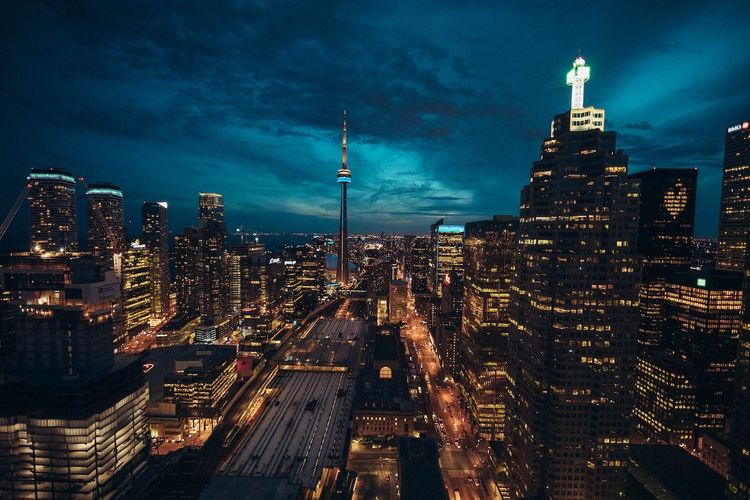 Toronto Coworking Spaces - 8 Best Coworking Spaces with Perks and Prices