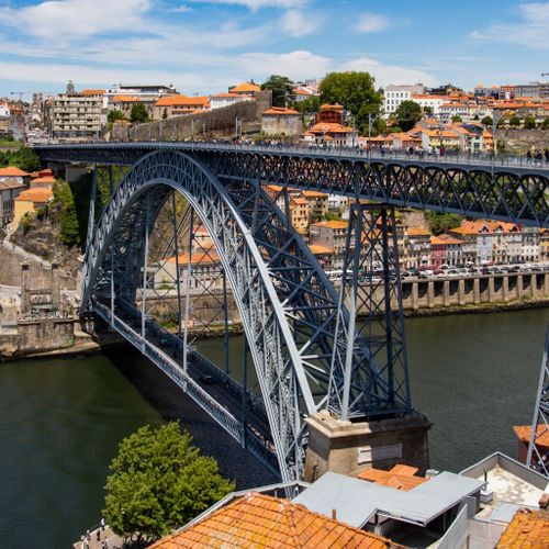 10 Best Coworking Spaces in Porto: A Guide for Freelancers