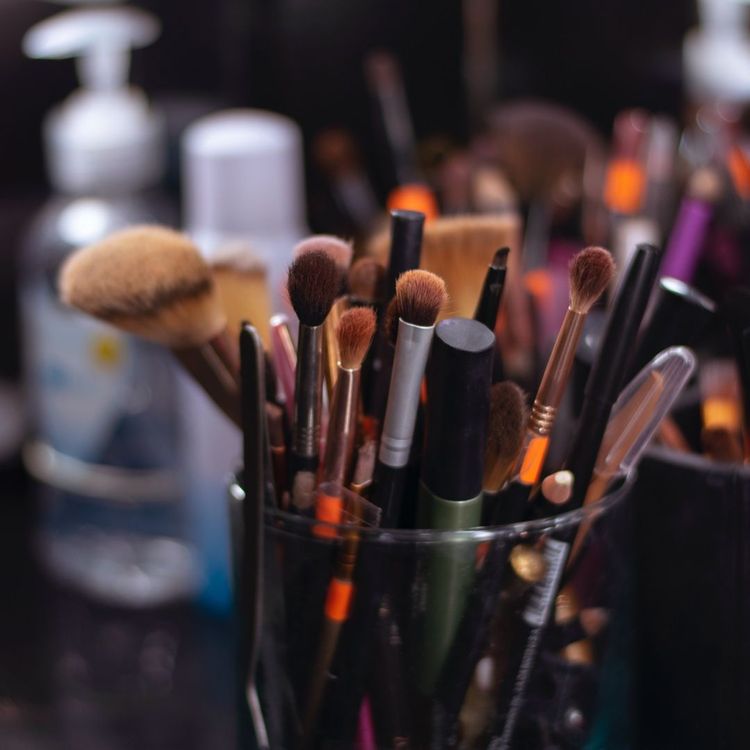 Tax Write-offs for Beauty Industry - Makeup Artist Tax Deductions