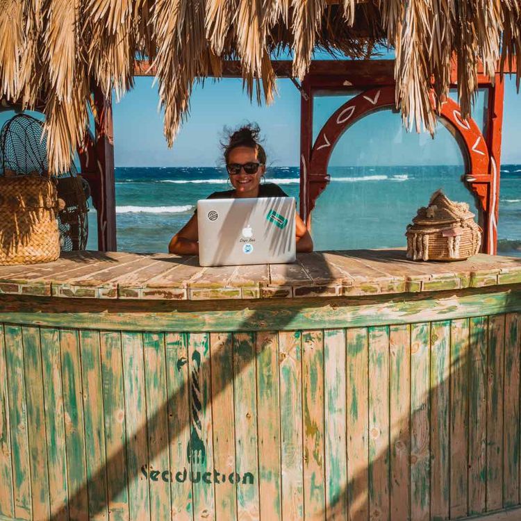 24 Best Digital Nomad Podcasts  - Indy Recommendations 