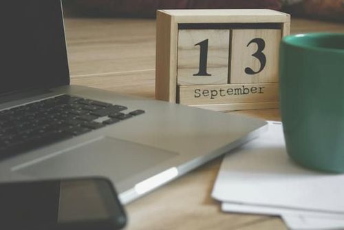 Google Calendar vs. Apple Calendar - Which One is Better?