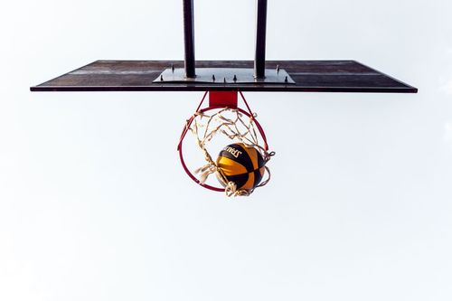image of freelancer shooting a hoop