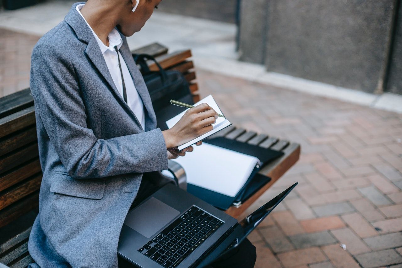 How To Become a Freelance Project Manager - Indy